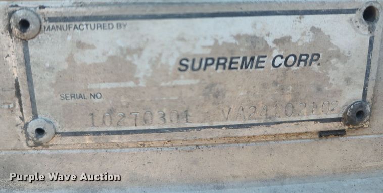 image for item DO3824 2002 International 4300  box truck