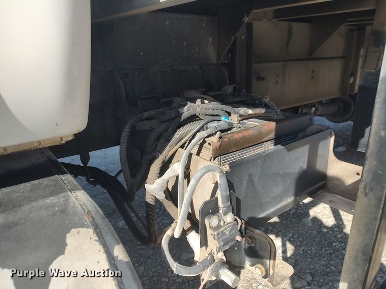 image for item DO3833 2008 Ford F750 Super Duty  flatbed truck