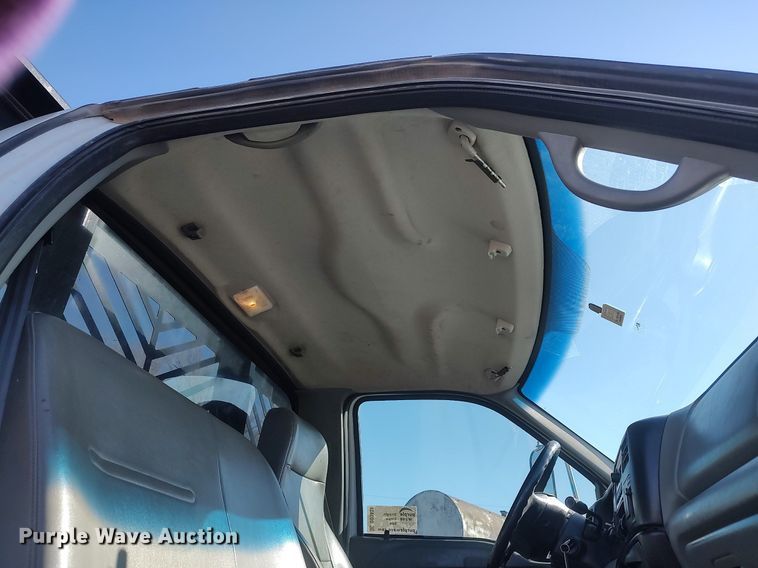 image for item DO3833 2008 Ford F750 Super Duty  flatbed truck