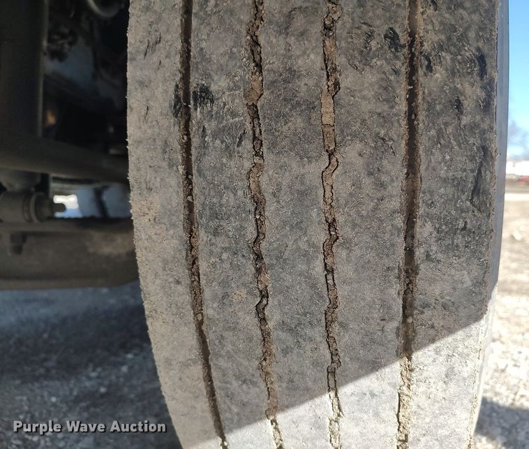 image for item DO3833 2008 Ford F750 Super Duty  flatbed truck