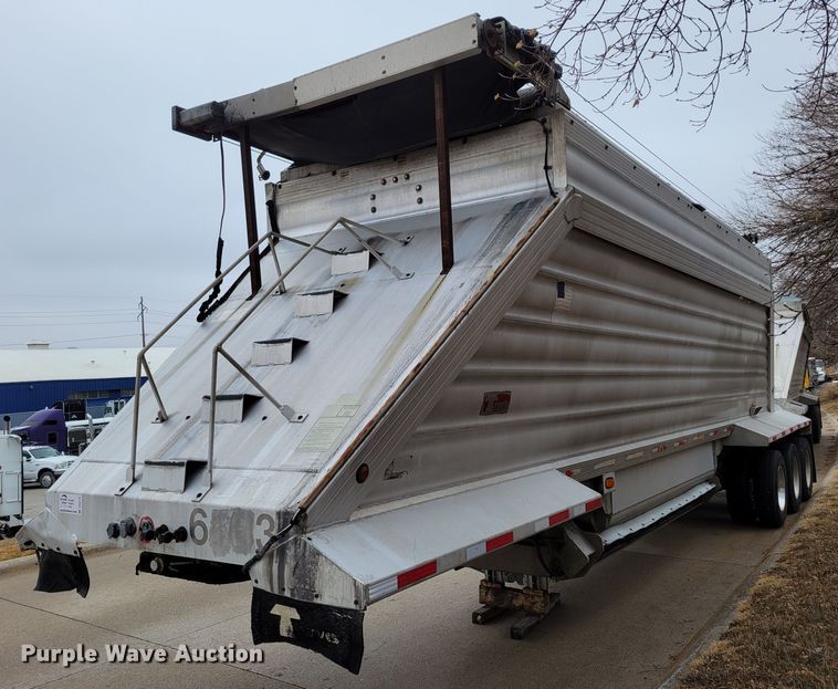 image for item DO4175 2007 Travis S/102  bottom dump trailer