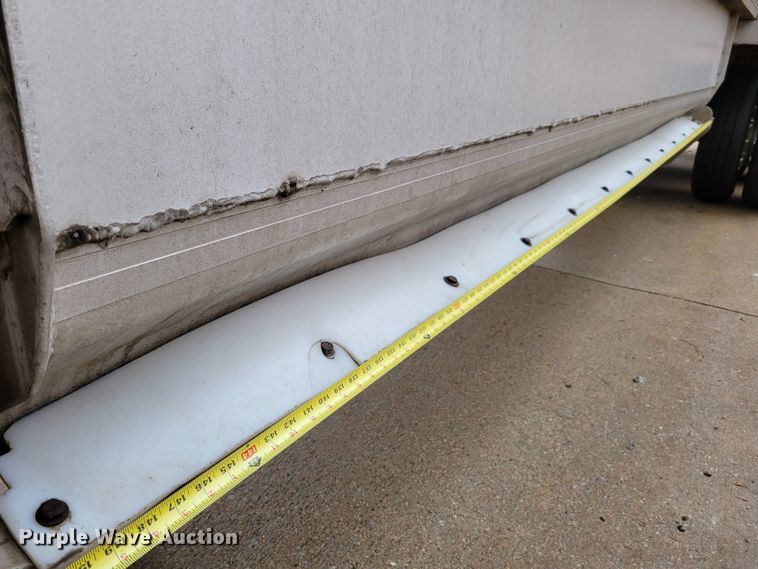 image for item DO4175 2007 Travis S/102  bottom dump trailer