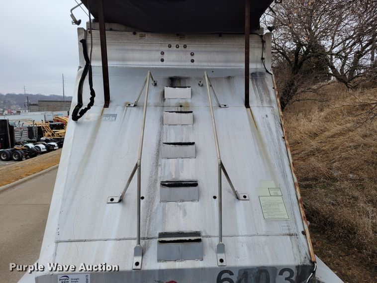 image for item DO4175 2007 Travis S/102  bottom dump trailer