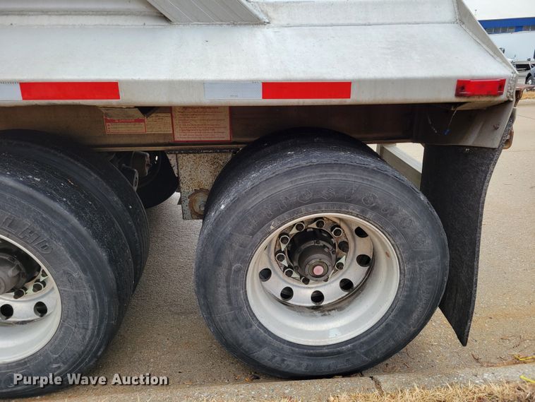 image for item DO4175 2007 Travis S/102  bottom dump trailer