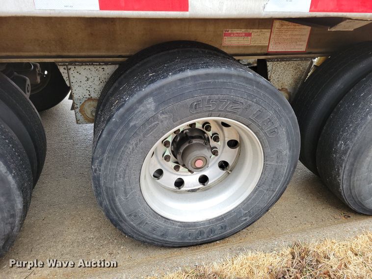 image for item DO4175 2007 Travis S/102  bottom dump trailer