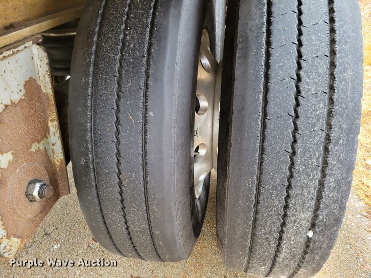 image for item DO4175 2007 Travis S/102  bottom dump trailer