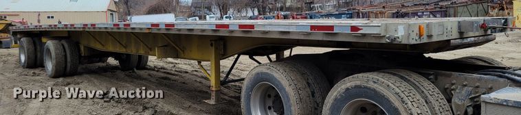 image for item DO4194 1997 Transcraft Eagle W2 50XI02  flatbed trailer
