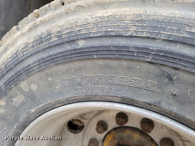 image for item DO4194 1997 Transcraft Eagle W2 50XI02  flatbed trailer