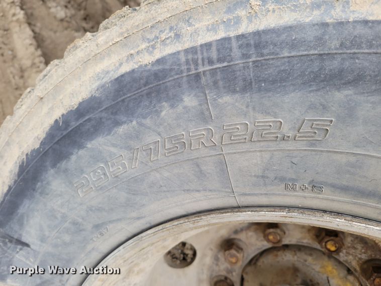 image for item DO4194 1997 Transcraft Eagle W2 50XI02  flatbed trailer