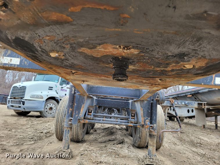 image for item DO4195 1990 Reinke  container trailer