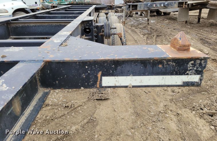 image for item DO4195 1990 Reinke  container trailer