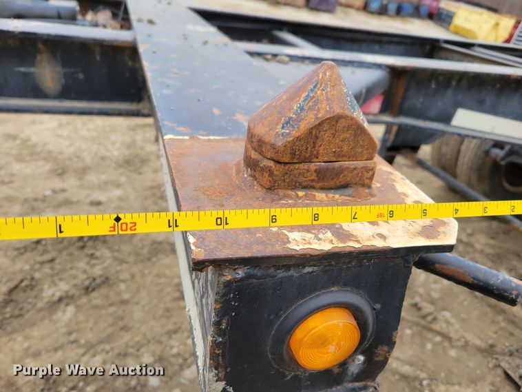 image for item DO4195 1990 Reinke  container trailer