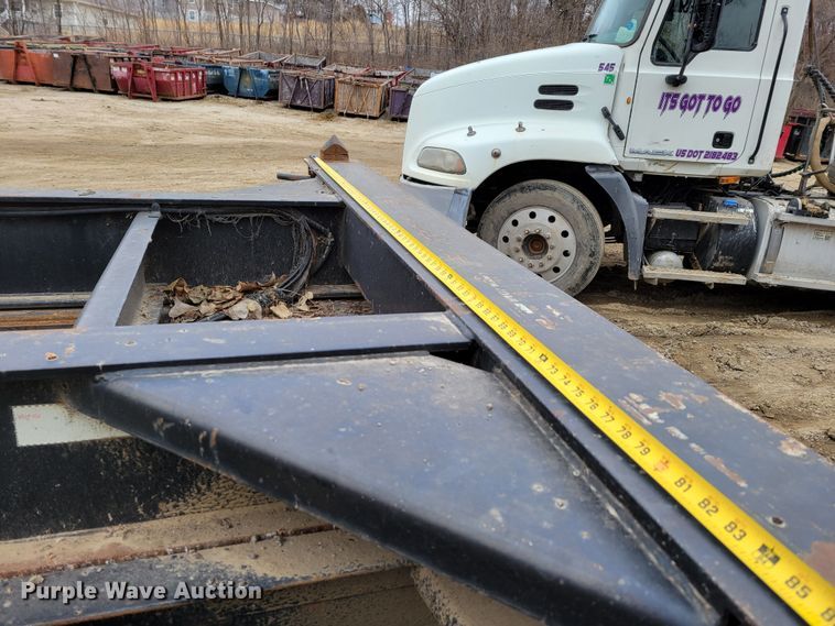 image for item DO4195 1990 Reinke  container trailer