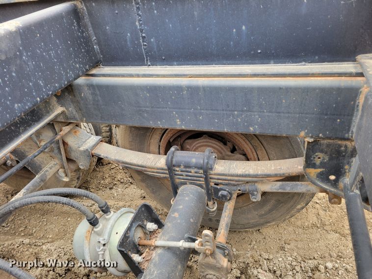 image for item DO4195 1990 Reinke  container trailer