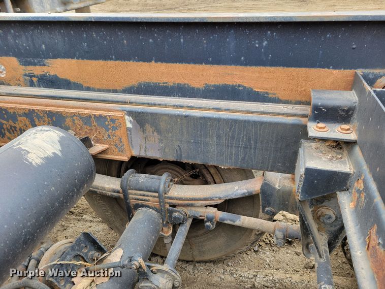 image for item DO4195 1990 Reinke  container trailer