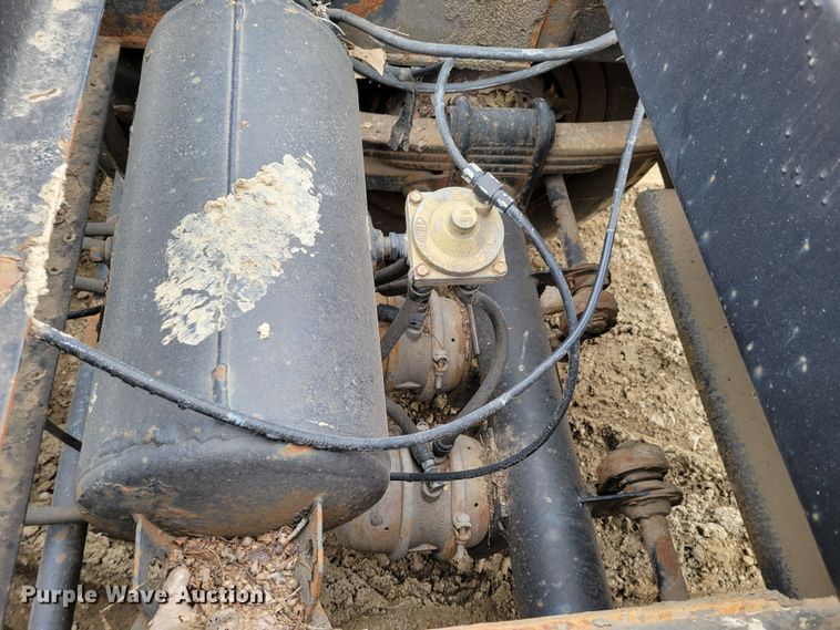 image for item DO4195 1990 Reinke  container trailer