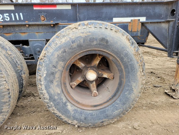 image for item DO4195 1990 Reinke  container trailer