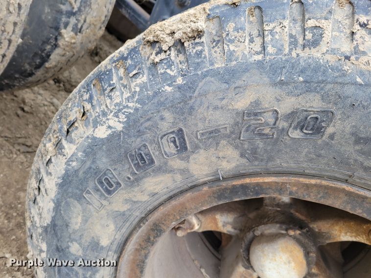 image for item DO4195 1990 Reinke  container trailer