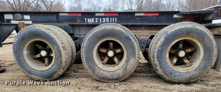 image for item DO4195 1990 Reinke  container trailer