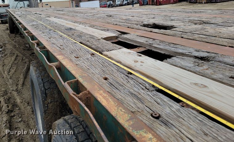 image for item DO4197 1998 Fontaine FTW-5-8048SLAWK  flatbed trailer