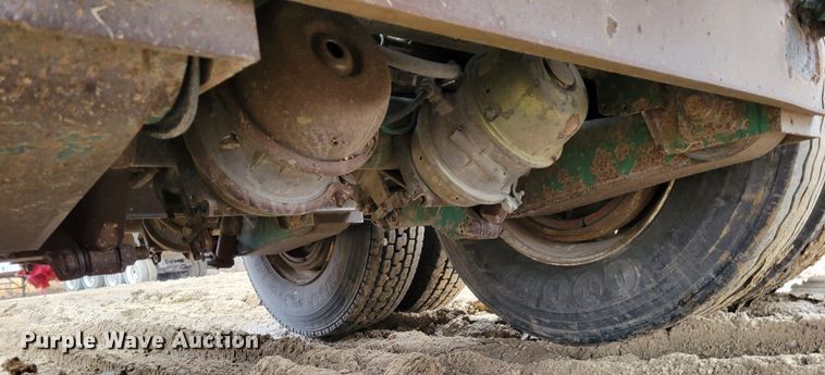 image for item DO4197 1998 Fontaine FTW-5-8048SLAWK  flatbed trailer