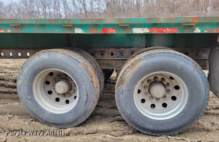 image for item DO4197 1998 Fontaine FTW-5-8048SLAWK  flatbed trailer