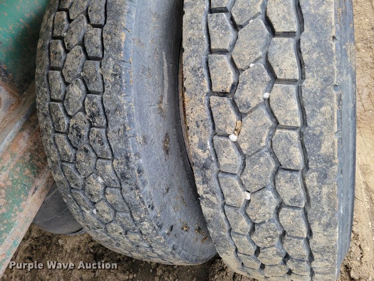 image for item DO4197 1998 Fontaine FTW-5-8048SLAWK  flatbed trailer