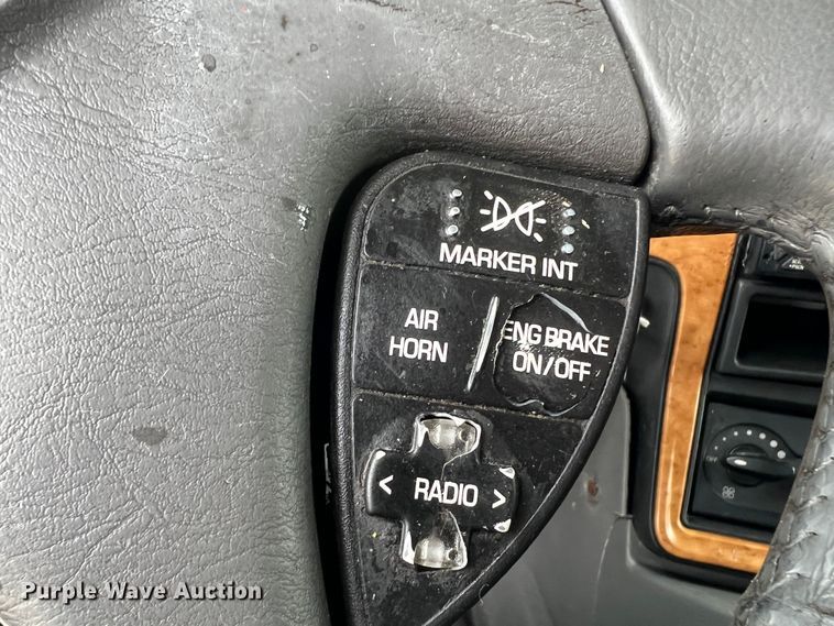 image for item DQ1994 2008 International ProStar  semi truck