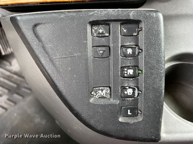 image for item DQ1994 2008 International ProStar  semi truck