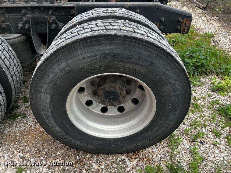 image for item DQ1994 2008 International ProStar  semi truck