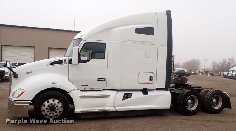 image for item DQ5036 2018 Kenworth T680  semi truck