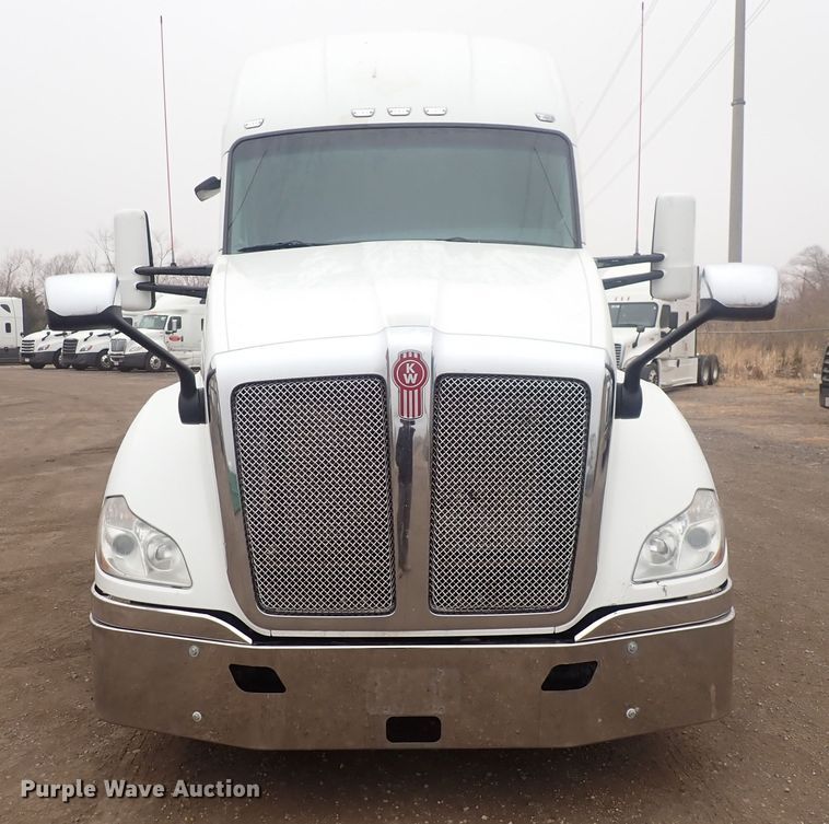 image for item DQ5036 2018 Kenworth T680  semi truck