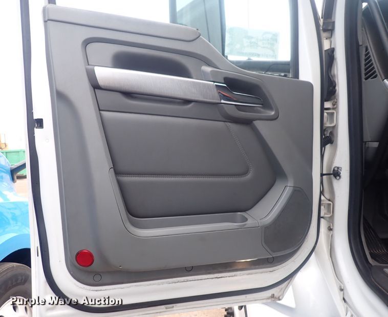 image for item DQ5036 2018 Kenworth T680  semi truck