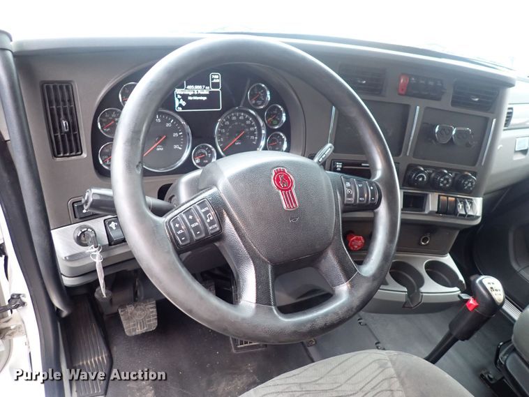 image for item DQ5036 2018 Kenworth T680  semi truck