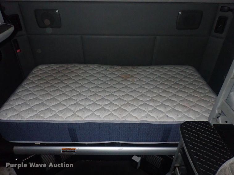 image for item DQ5036 2018 Kenworth T680  semi truck