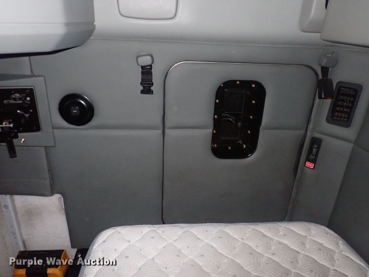 image for item DQ5036 2018 Kenworth T680  semi truck