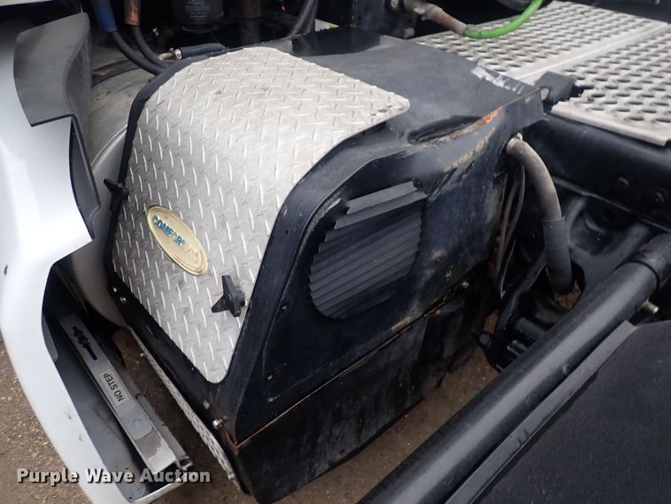 image for item DQ5036 2018 Kenworth T680  semi truck