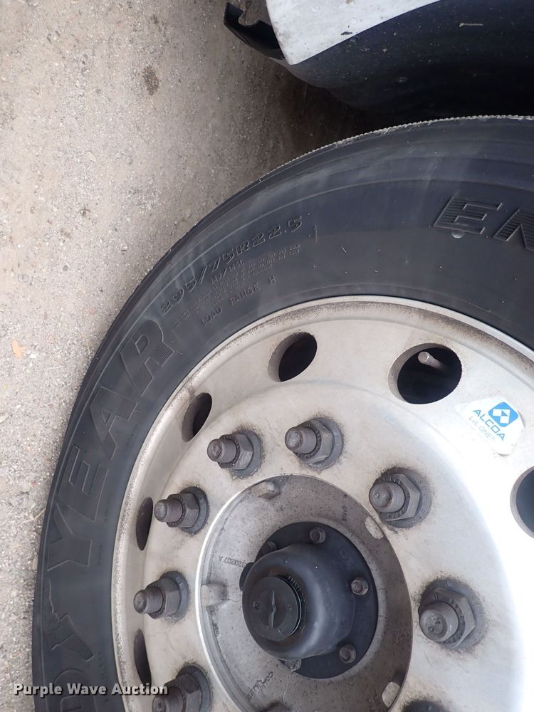 image for item DQ5036 2018 Kenworth T680  semi truck