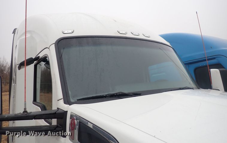 image for item DQ5036 2018 Kenworth T680  semi truck