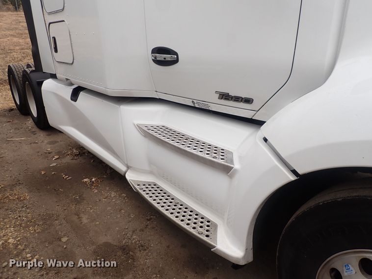 image for item DQ5036 2018 Kenworth T680  semi truck