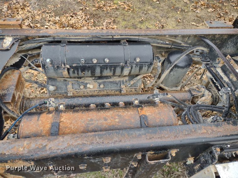 image for item DR8179 1997 Freightliner FL80  truck cab and chassis