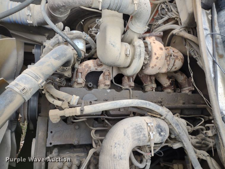 image for item DR8179 1997 Freightliner FL80  truck cab and chassis