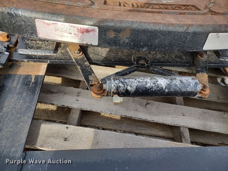 image for item DR8236 (5) Fontaine fifth wheel plates