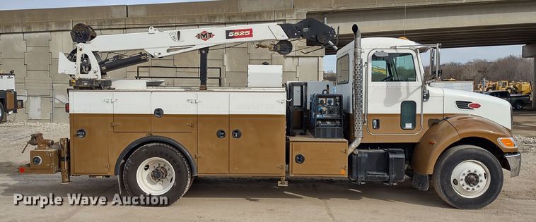 image for item DR8240 2006 Peterbilt 335 utility / service truck