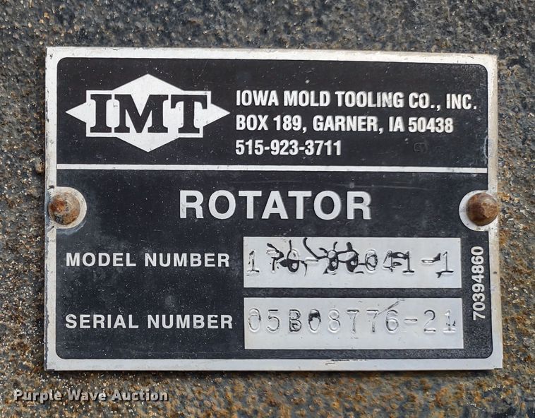 image for item DR8240 2006 Peterbilt 335 utility / service truck