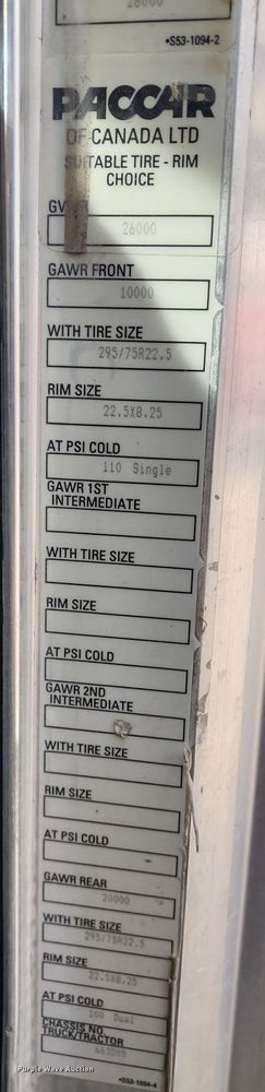 image for item DR8240 2006 Peterbilt 335 utility / service truck