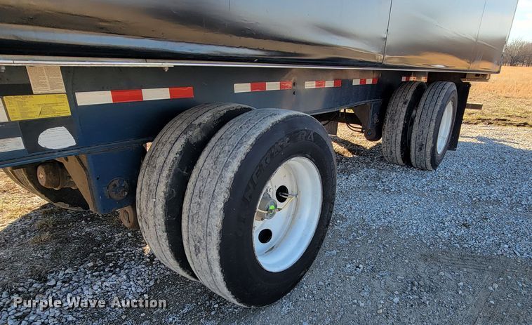 image for item HG9412 2012 Utility FS2C  flatbed trailer