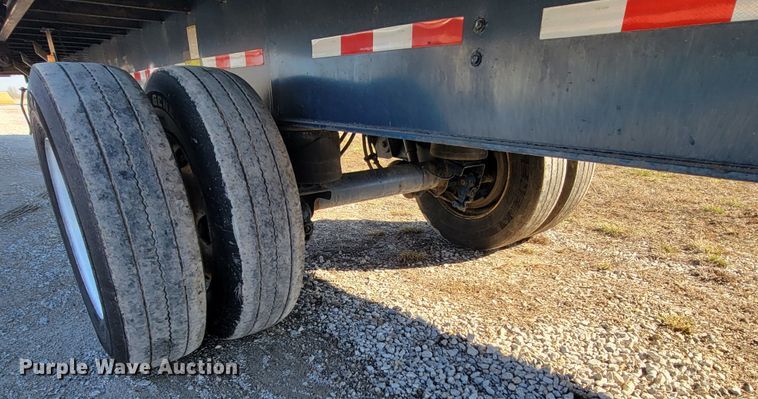 image for item HG9412 2012 Utility FS2C  flatbed trailer