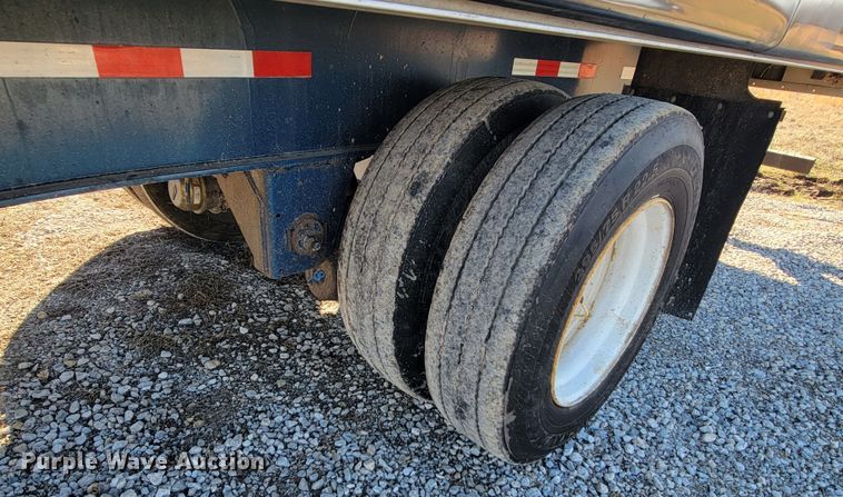 image for item HG9412 2012 Utility FS2C  flatbed trailer