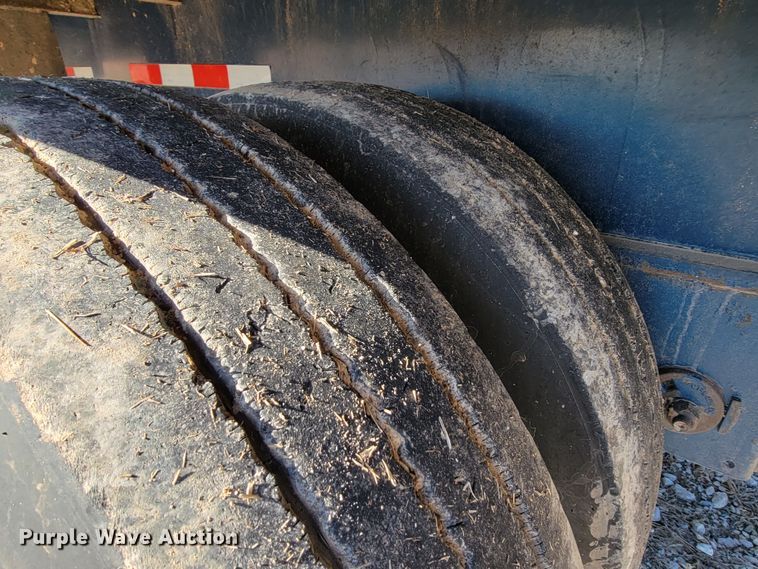 image for item HG9412 2012 Utility FS2C  flatbed trailer